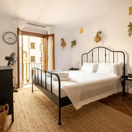 Pin i Pon - Charming Townhouse in the Heart of Jávea-3